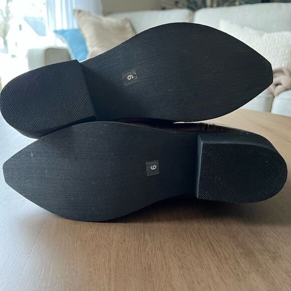 Women Smokey mountain boots style 3771 pattern Rosette, Brown Distress Sz 6 NWOT - Picture 4 of 16